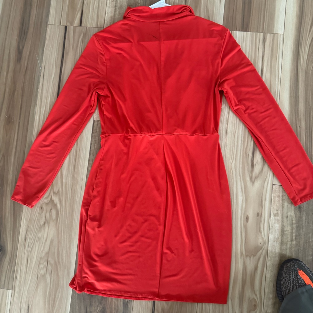 Red Dress - Picture 2 of 4